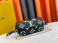Black / Beige Monogram